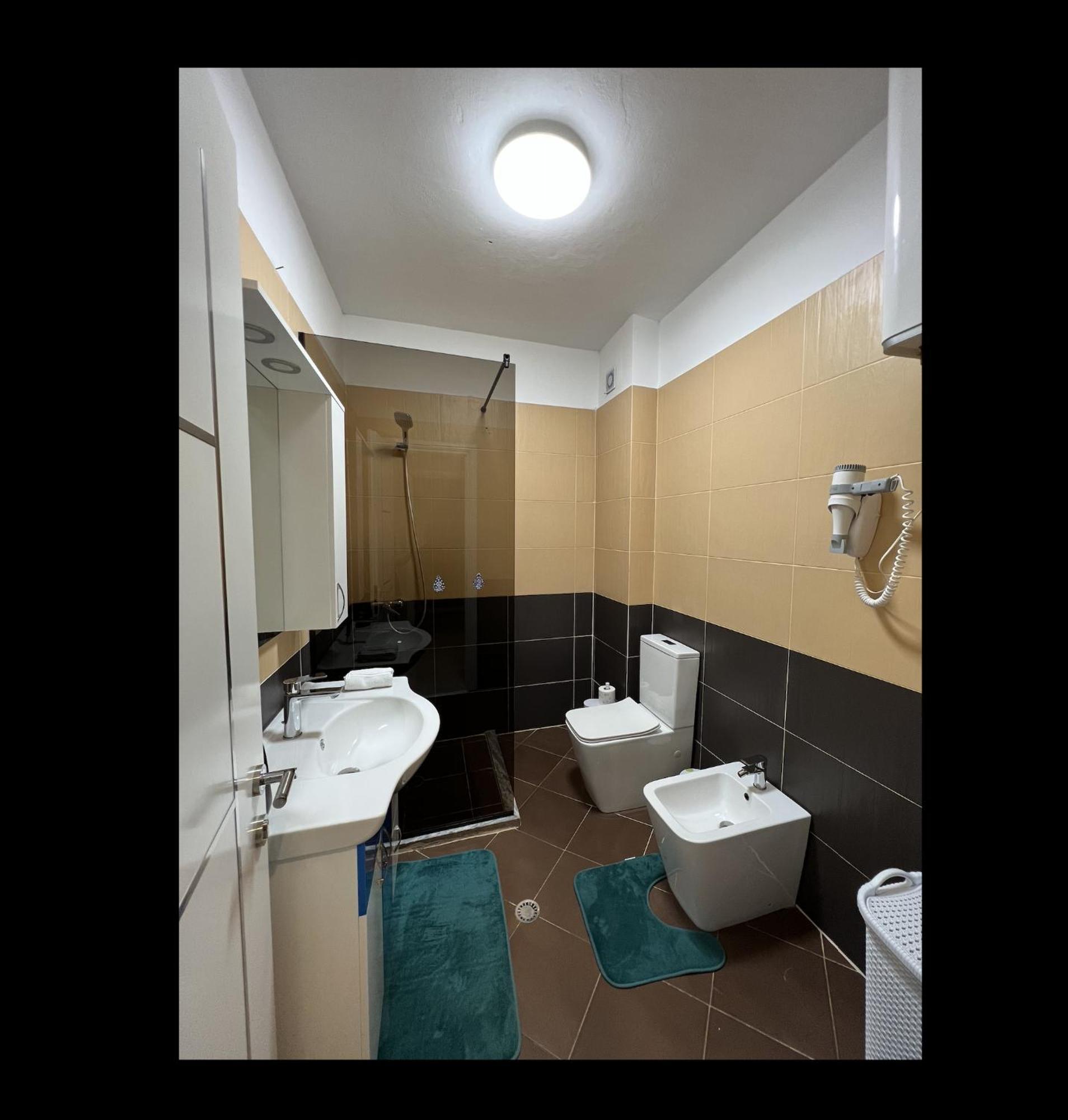 Bmb Apartament Durrës Eksteriør billede